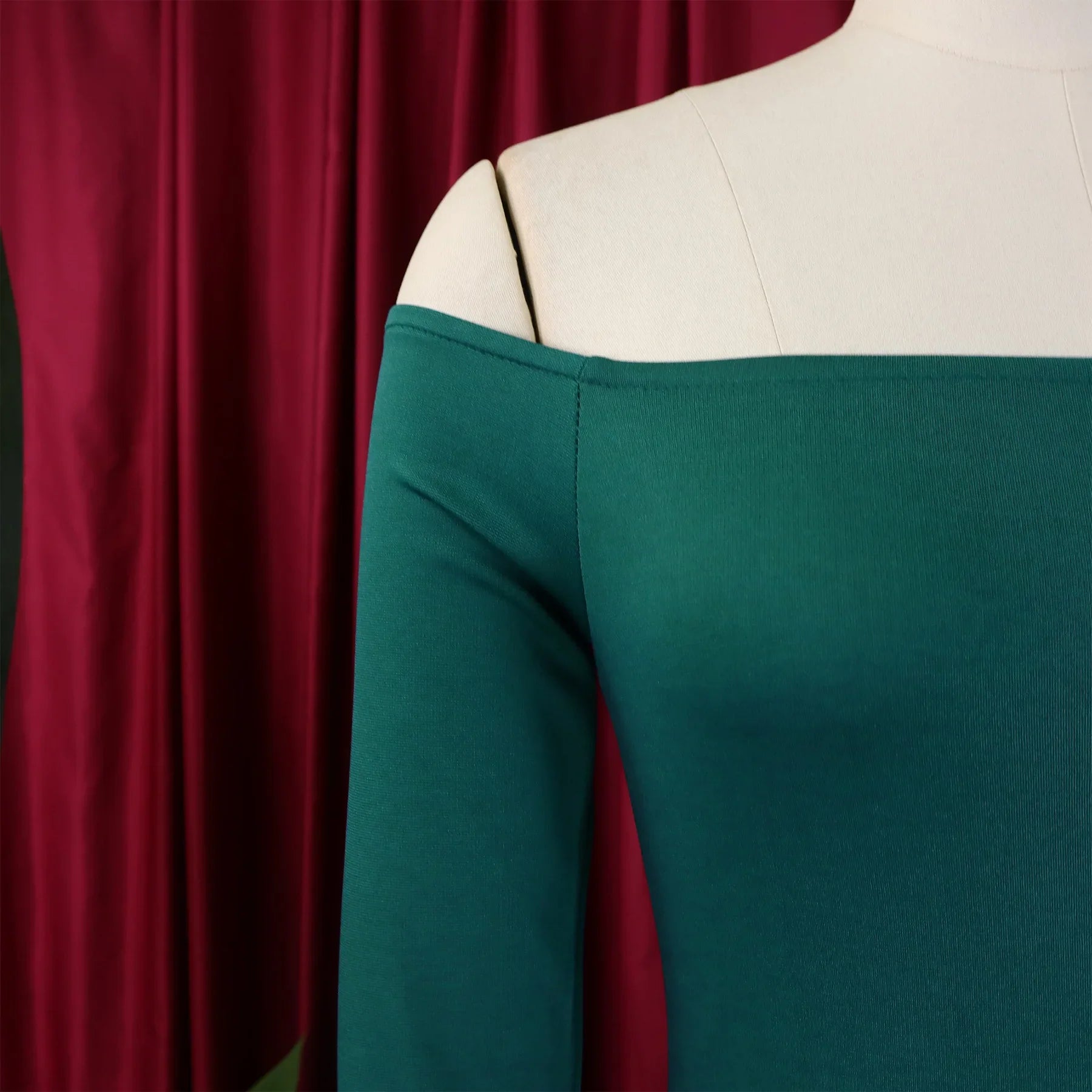 Elegant FairyShely Plus Size Off Shoulder Long Sleeve Bodycon Dress for Curvy Women, showcasing a luxurious floor-length silhouette, perfect for sophisticated occasions.