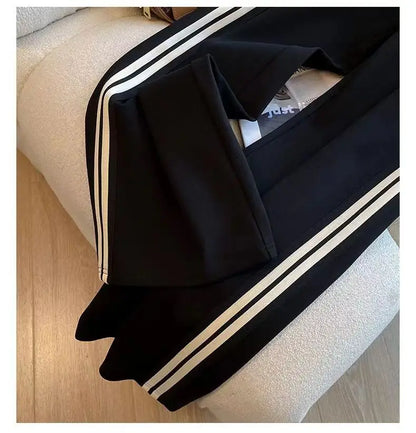 Elegant wide leg pants from the luxurious women's sports set, perfect for leisure activities during autumn and winter.