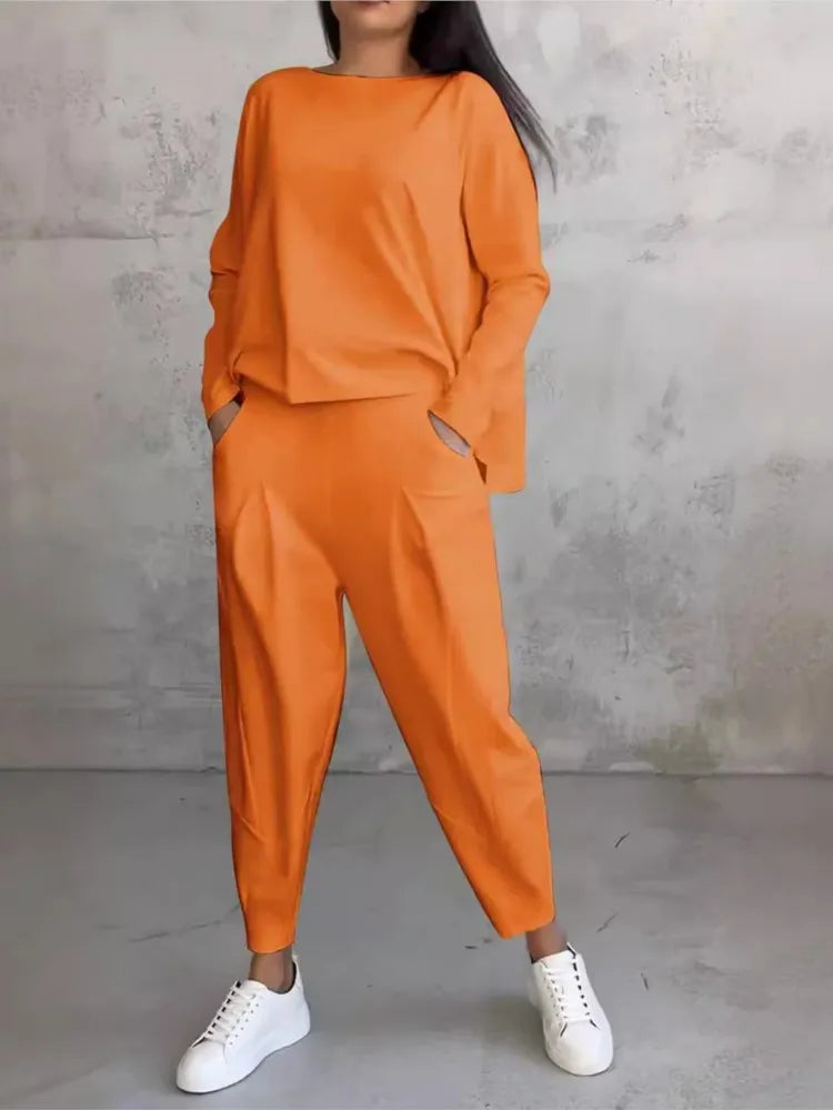 Experience ultimate comfort and fashion with our high waist harem pants designed for sophistication and leisure.