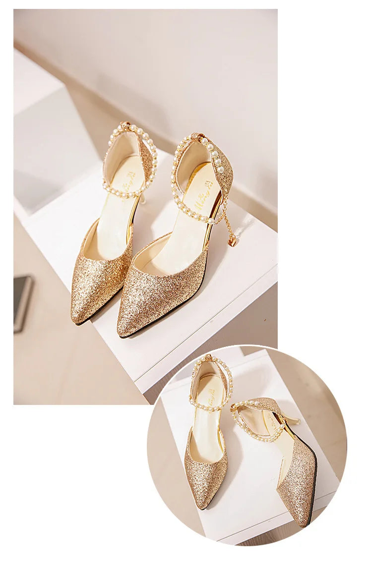 Sophisticated high heels mules made from sequined cloth, ideal for special occasions with a sexy silhouette.
