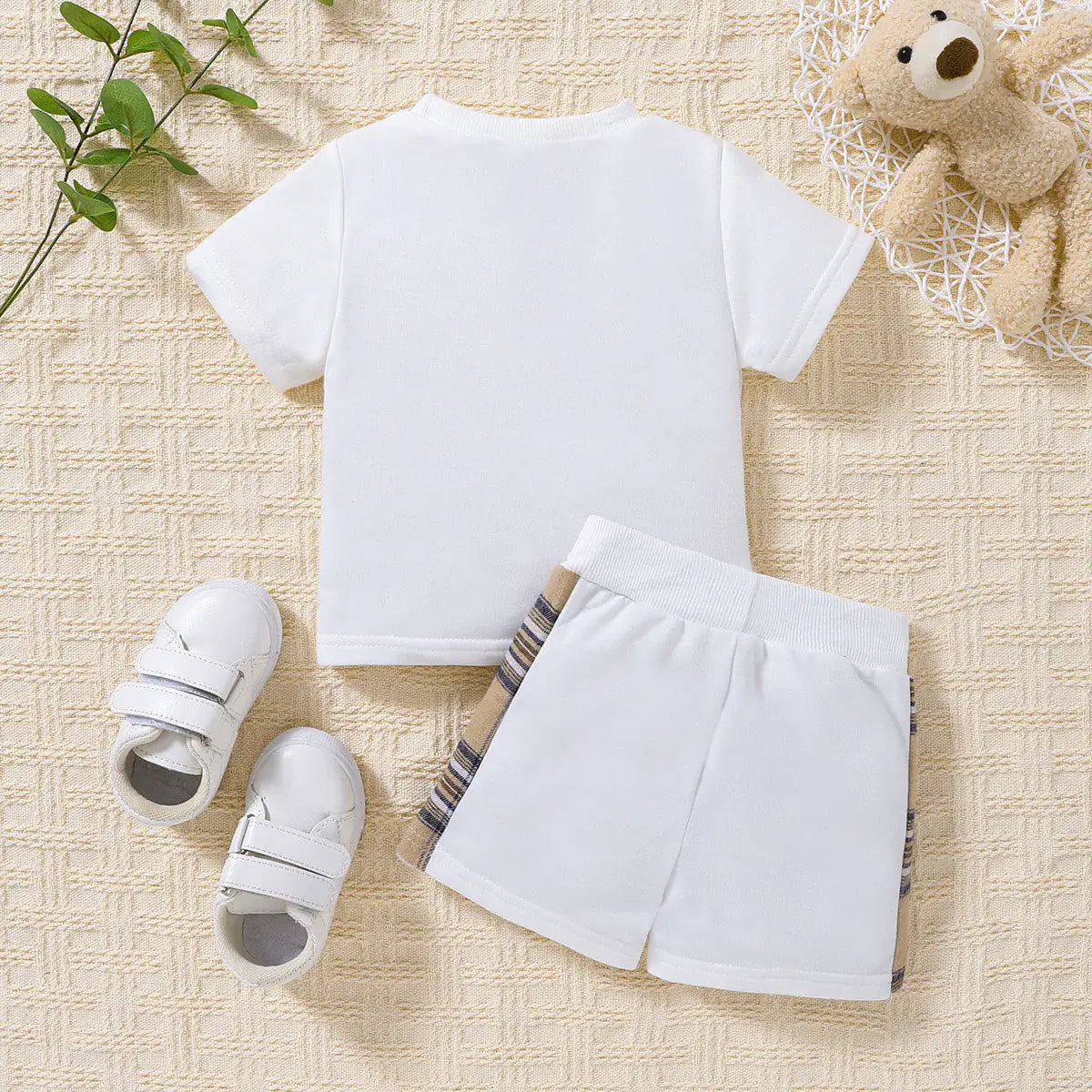 Baby's  Bear Graphic Round Neck Tee and Short Set