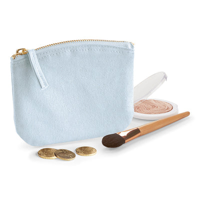 Refined Organic Cotton Spring Purse, featuring a clean aesthetic and practical zippered closure, perfect for stylish spring outings.