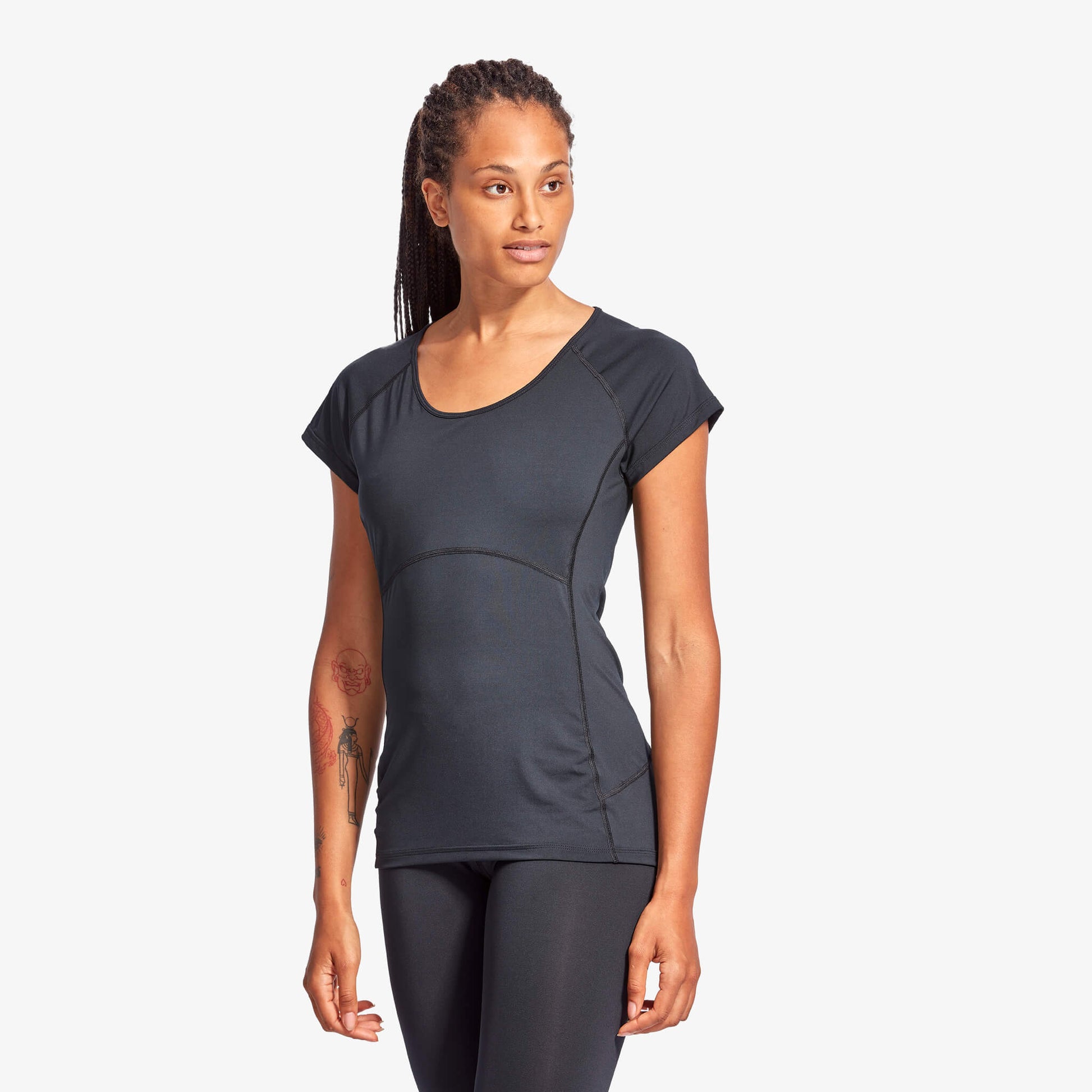 KYMIRA elegant women's infrared performance cap sleeve top in a stylish black design, tailored for a slim fit, ideal for both recovery and athletic performance.