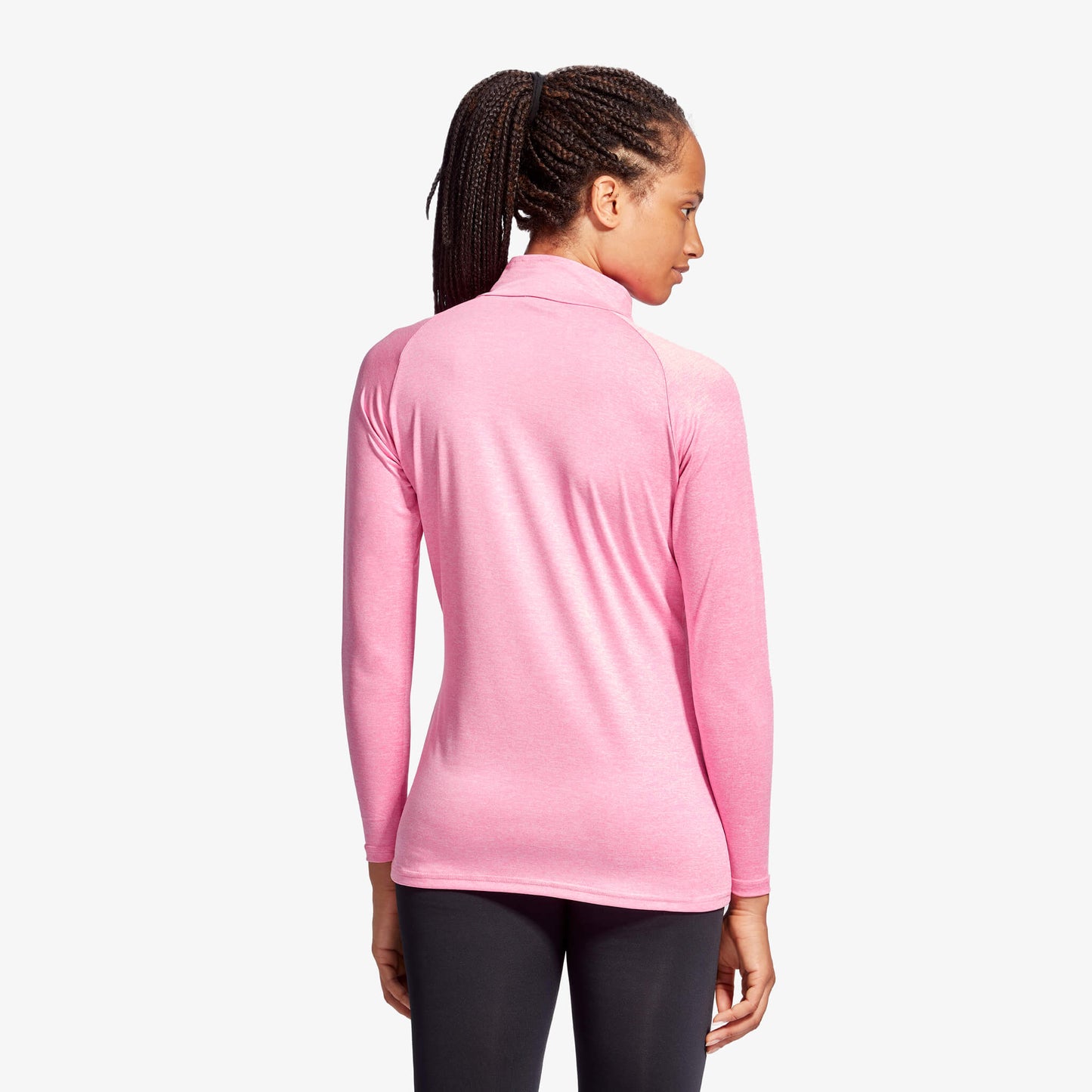 Tapered seams and flat-lock stitching of the KYMIRA Women's Infrared 1/4 Zip Top, ensuring a chic and chafe-free experience.