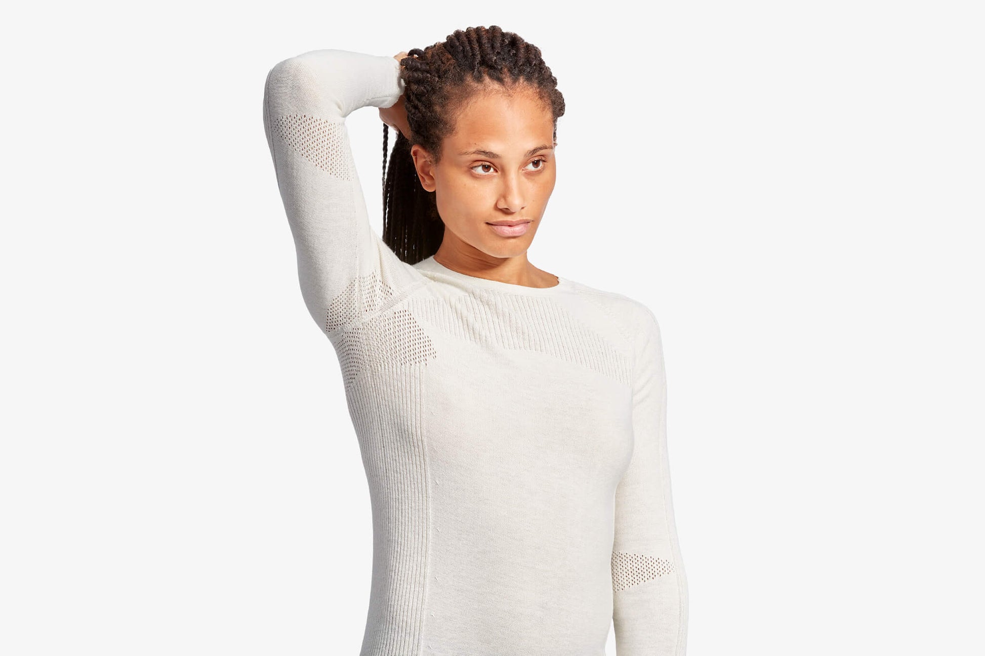 Chic KYMIRA women's infrared merino wool top in luxurious knit fabric, perfectly breathable and quick-drying for active lifestyles.