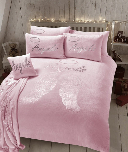 Luxurious Angel Wings Teddy Fleece Duvet Set featuring soft pink and grey hues for elegant bedroom decor.