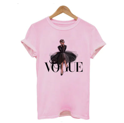 Sophisticated pink oversized women's T-shirt with a trendy letter print of 'VOGUE', featuring a stylish illustration, perfect for modern fashionistas.