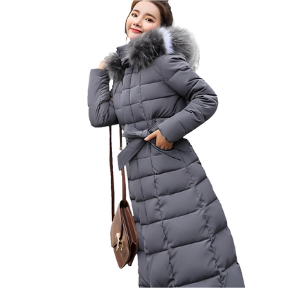 Versatile women's chic parka jacket with a flattering slim silhouette, ideal for staying warm without sacrificing style.