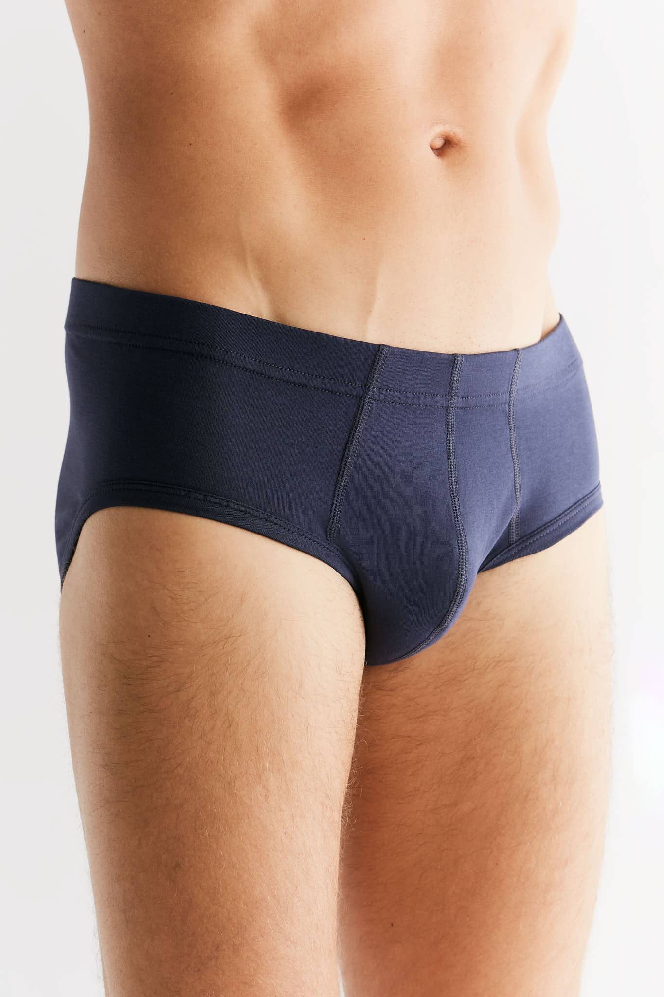 High-quality organic cotton men's underwear with a soft elastic waistband, promoting sustainable fashion.