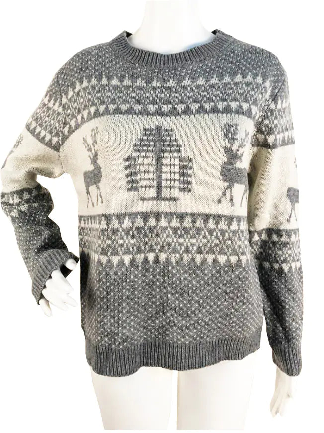 Refined Christmas Reindeer Sweater in vibrant green, showcasing stylish reindeer patterns perfect for winter celebrations.