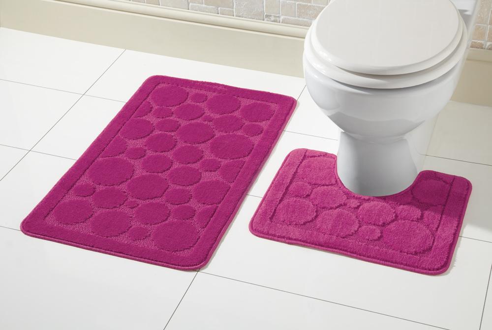 Elegant image of the Cali Bath Mat Set in two sizes, featuring rich, vibrant colour options that effortlessly match any bathroom decor.