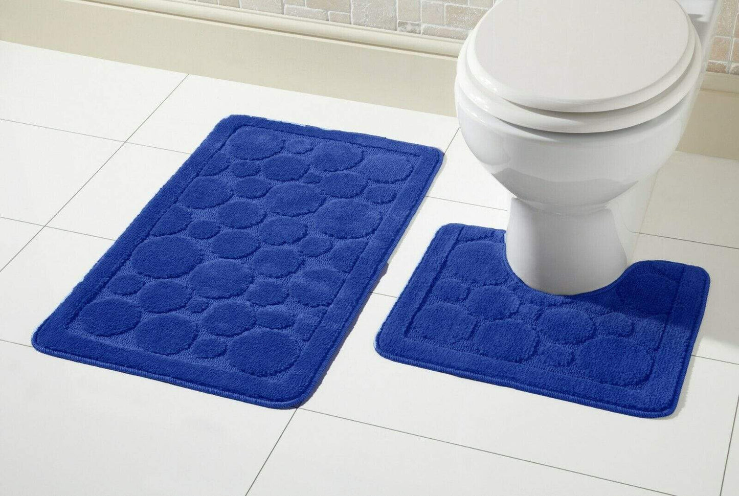 Close-up of the Cali Bath Mat Set showcasing its plush texture and luxurious feel, enhancing bathroom comfort and style.