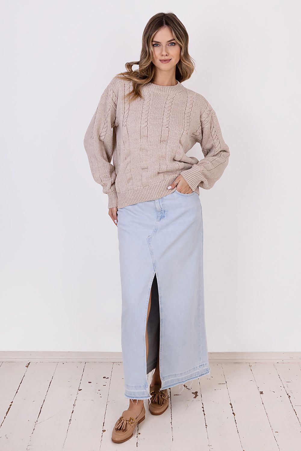 MKM luxurious women's wide sleeve jumper showcasing an elegant vertical half-quartz pattern, crafted from high-quality wool blend for a sophisticated and stylish appearance.