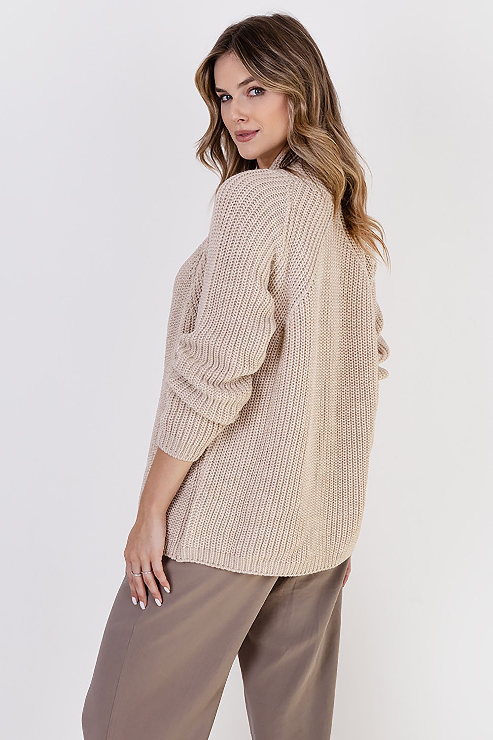 Stylish MKM ribbed cardigan with stand-up collar, showcasing its luxurious soft wool blend, perfect for elegant and casual outfits.