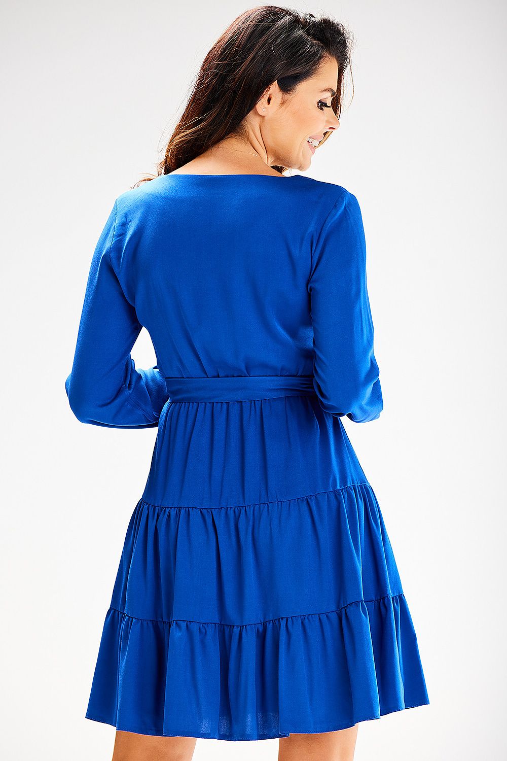 Elegant long sleeve daydress from Awama, featuring a fitted waist and stylish belt, ideal for a refined and chic look.