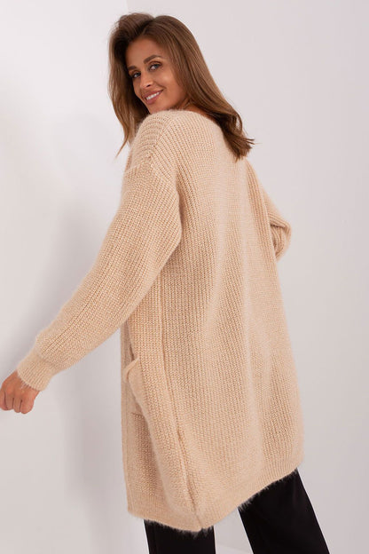 Close-up of Italy Moda Cardigan made from high-quality acrylic, showcasing its soft texture and chic casual elegance.