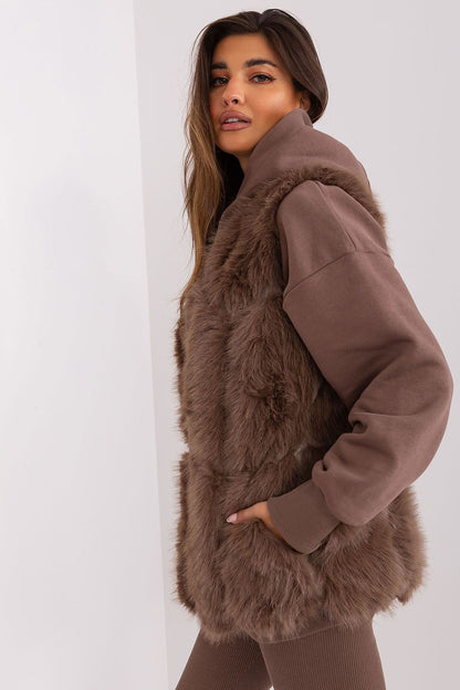 Elegant Polyester Fur Vest from AT featuring sophisticated slip pockets and a refined hook-and-loop closure, perfect for versatile styling.