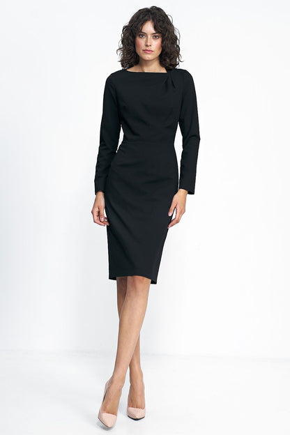 Elegant Nife Daydress with Pleats, a chic choice for modern women, perfect for stylish office environments.