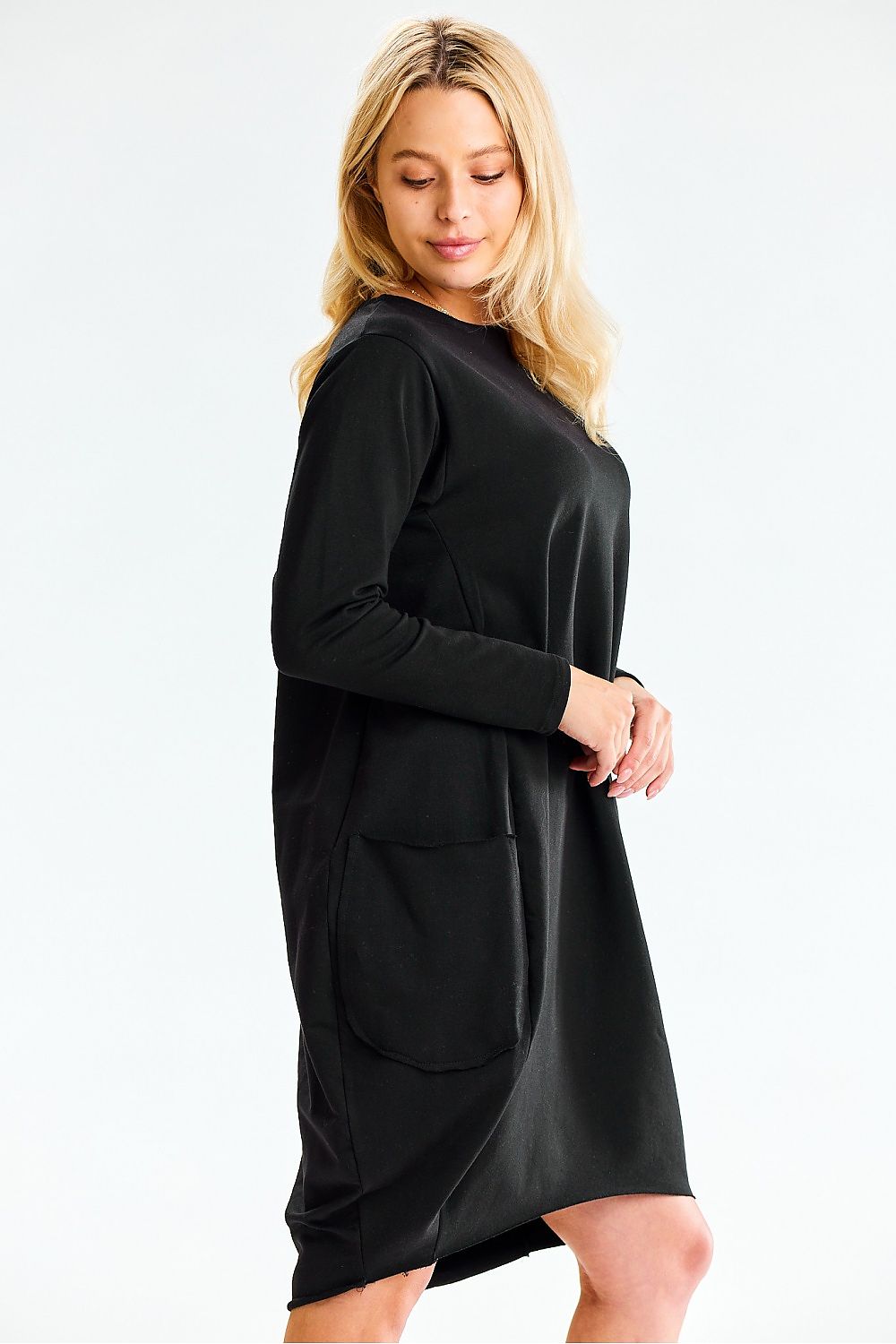 Stylish Infinite You Sweatshirt Midi Dress with Pockets - A luxurious loose fit design featuring convenient side pockets, elegantly crafted in Poland.