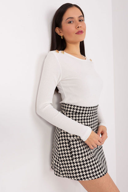 Elegant Striped Cotton Blouse with Decorative Shoulder Buttons – Versatile Long Sleeve Top displayed on a mannequin, showcasing its fitted design and charming stripes.