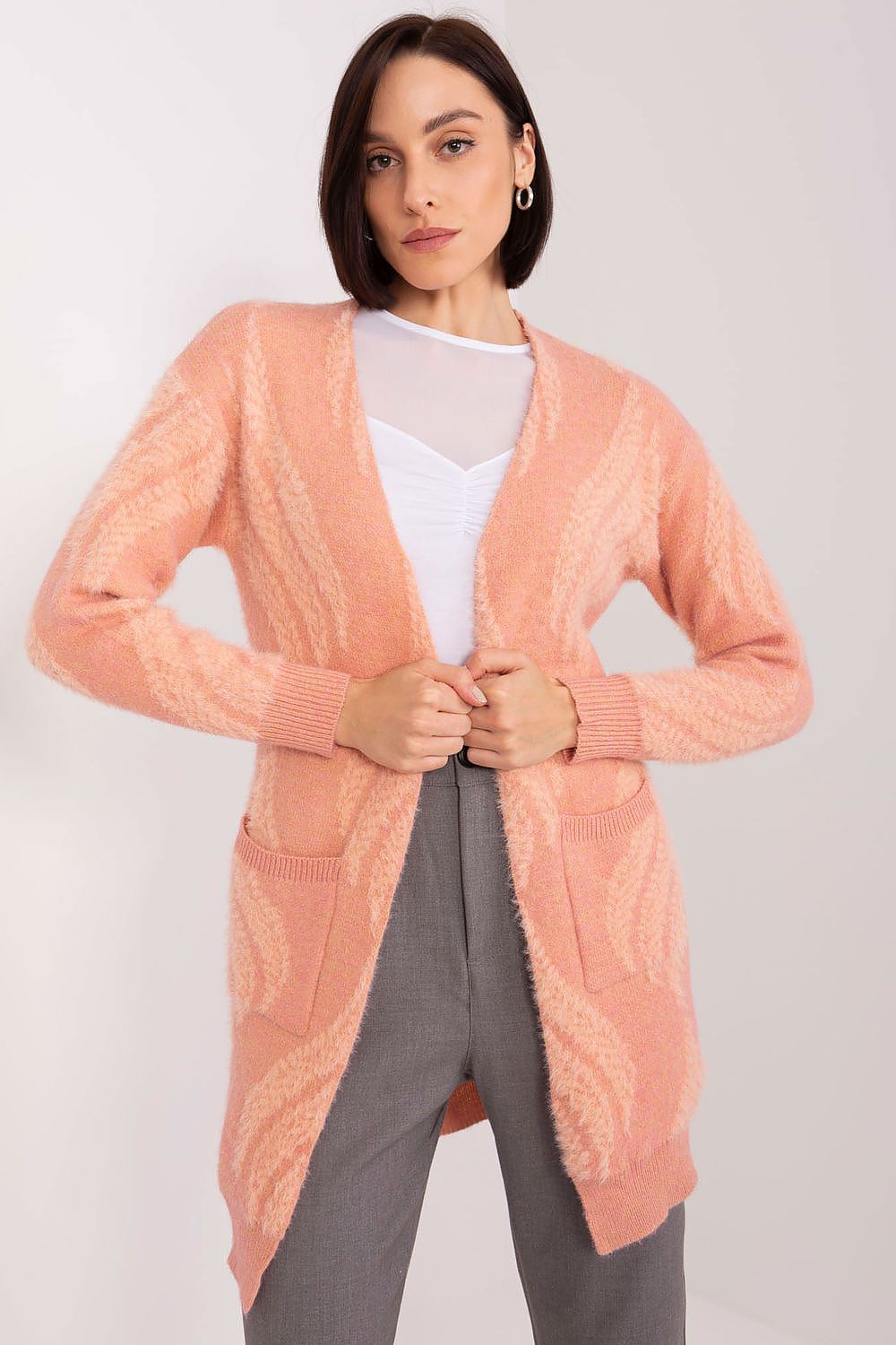 Luxurious long sleeve bedspread cardigan by AT, featuring variegated fabric and practical pockets, designed for cosy everyday wear.