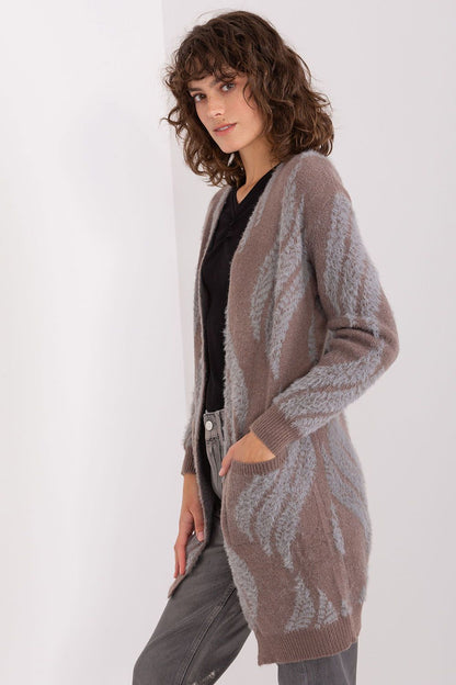 Sophisticated long sleeve cardigan by AT, featuring a relaxed fit without fastening, ideal for layering in casual settings.