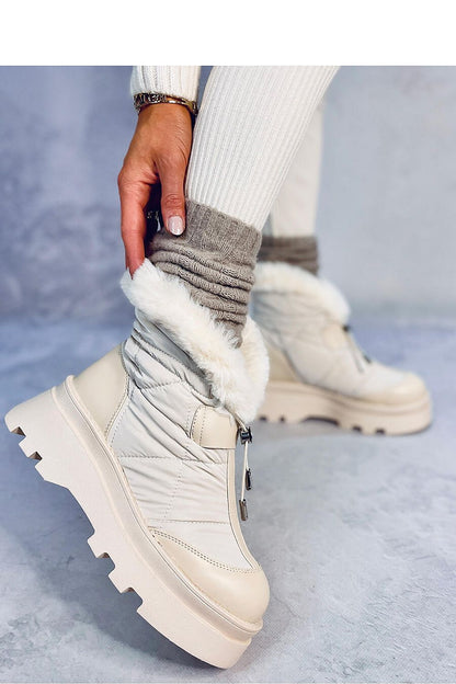 Stylish Inello Women's Platform Snow Boots showcasing warm fur and eco-friendly materials, ideal for comfort and fashion this winter.