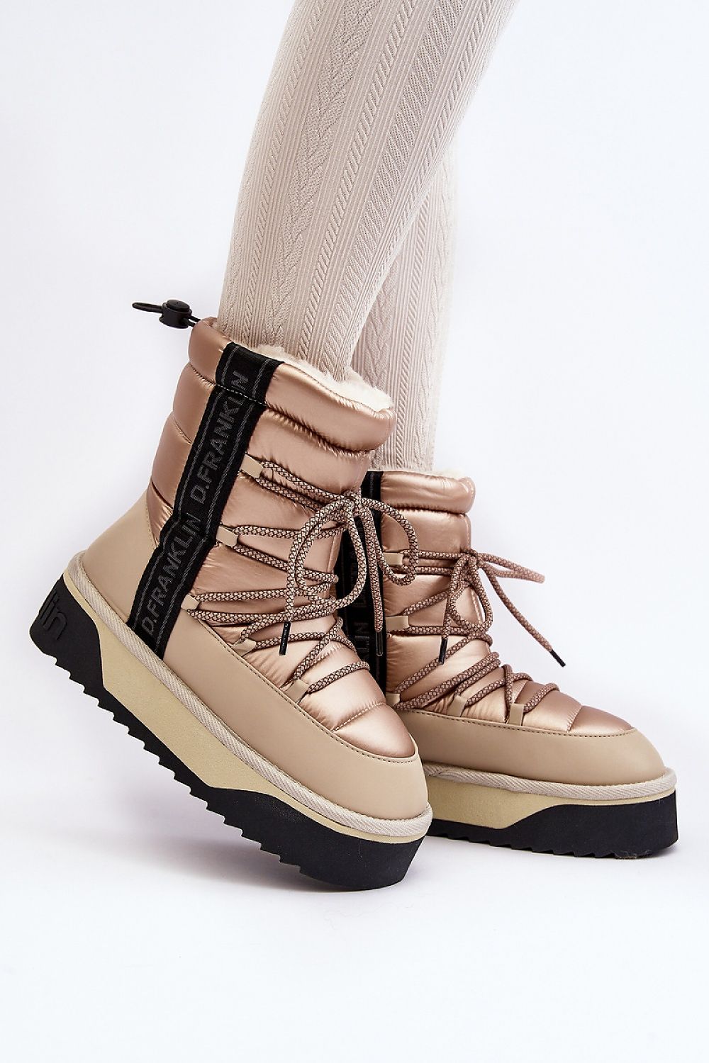 Elegant Luxury Vegan Waterproof Women's Snow Boots featuring a sumptuous faux fur lining by Step in Style, perfect for cold weather.