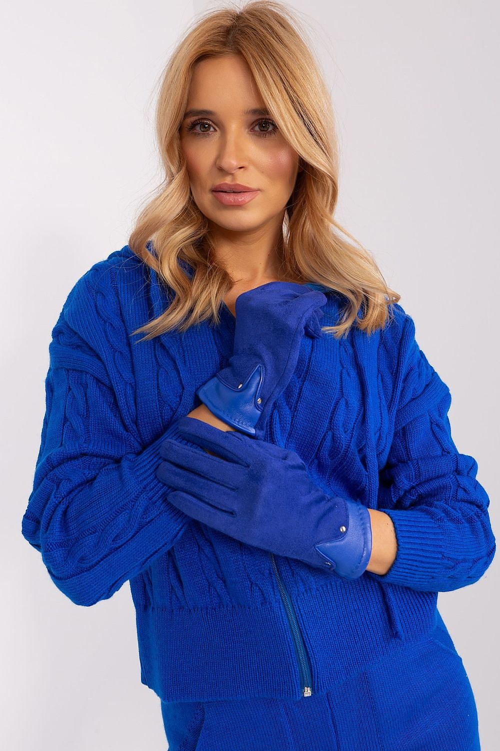  Gloves model 188834 AT 