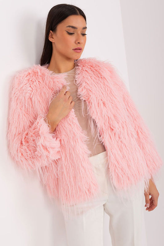 Elegant transitional jacket by AT with luxurious fur trim, perfect for autumn-winter style.