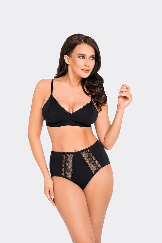 BBL 199 Babell high-waisted cotton panties with elegant lace detailing, showcasing superior comfort and style.