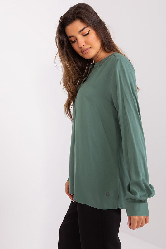 Soft and luxurious Sublevel blouse in high-quality viscose fabric, designed for effortless elegance and comfort.