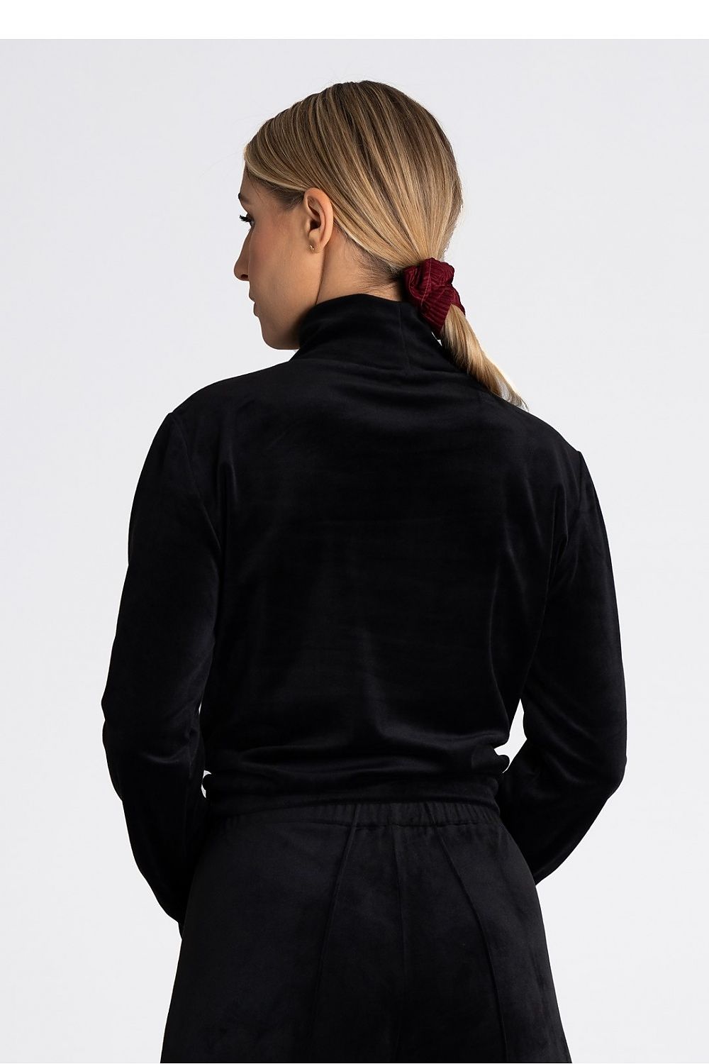 Luxury velour turtleneck sweatshirt for women by Figl, featuring a stylish long sleeve design and comfortable fit suitable for any occasion.