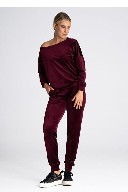 Luxury velour trousers by Figl, combining comfort and style with an elastic waistband and expertly tailored pockets.