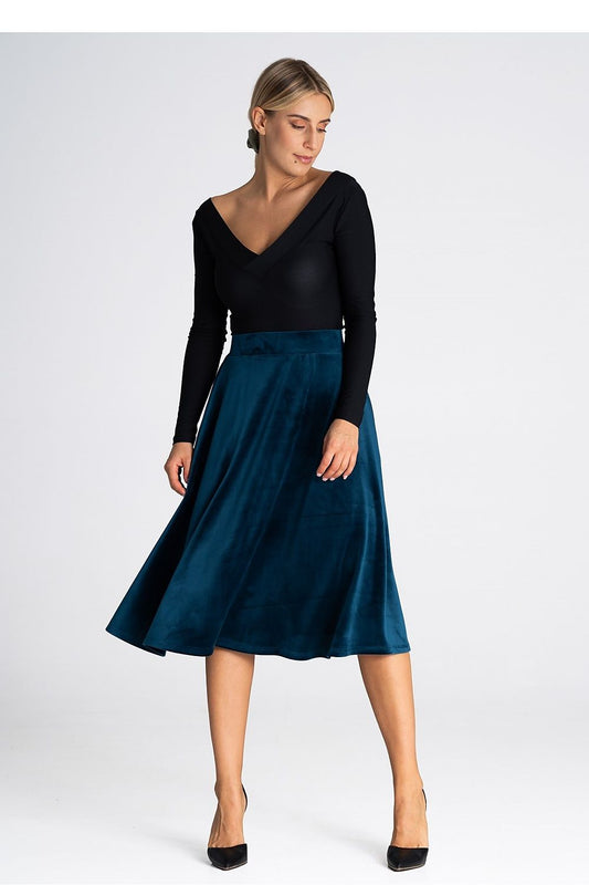 Elegant midi skirt with elastic waist from Figl, featuring a flared design that gracefully emphasizes the waistline.