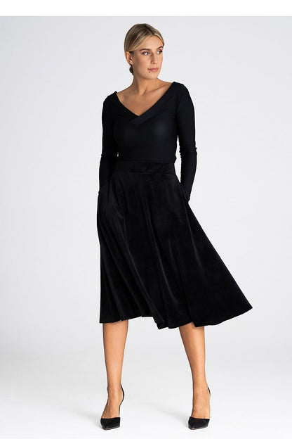 Premium Figl flared midi skirt showcasing luxury fabric composition, tailored for a flattering silhouette with a comfortable elastic waistband.