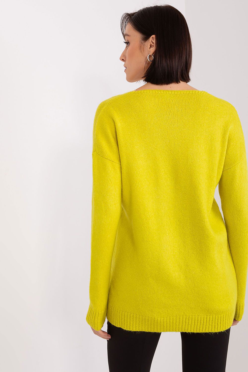 Versatile Rue Paris Women's Acrylic Long Sleeve Sweater suitable for a range of occasions, blending comfort with luxury fashion.