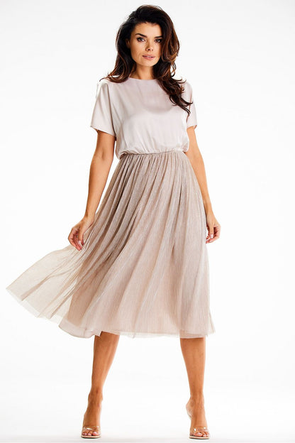 The stunning kimono cut of the Awama satin evening dress, perfect for special occasions and elegant events.