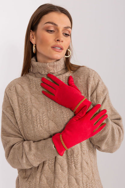 Beautiful women's gloves with braided straps and floral embroidery by AT, combining elegance and functionality.