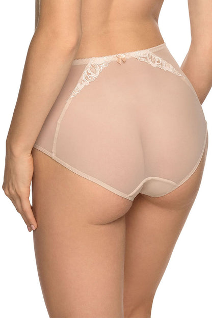 Chic Bella Misteria full briefs crafted from soft materials, decorated with beautiful embroidery, offering comfort and style with a slightly elevated waist.
