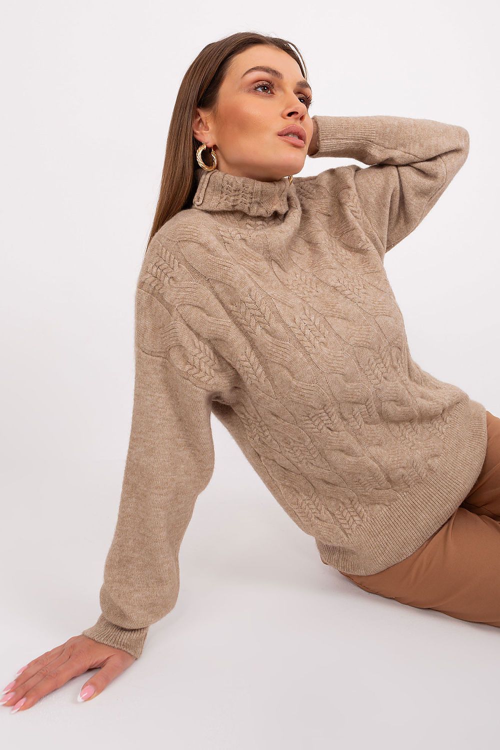 Comfortable long sleeve turtleneck sweater by AT, featuring a chic variegated weave design, ideal for stylish casual outfits.