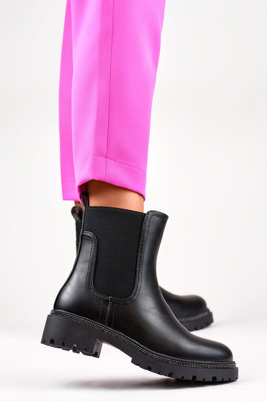 Elegant PRIMO Jodhpur Boots in black eco leather showcasing a 14cm upper height, perfect for winter style.