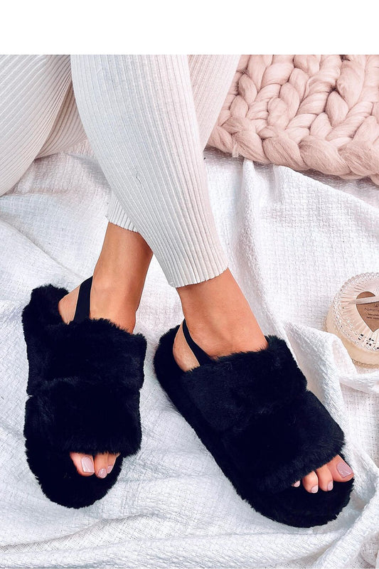 Elegant fur slippers for women by Inello, featuring a secure elastic band for a perfect fit and cozy comfort.