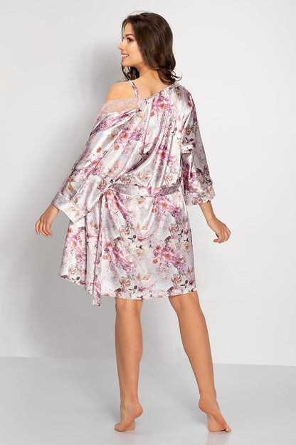 Stylish and chic satin bathrobe by Momenti Per Me, designed with cuffs and a waist tie for an elegant look.