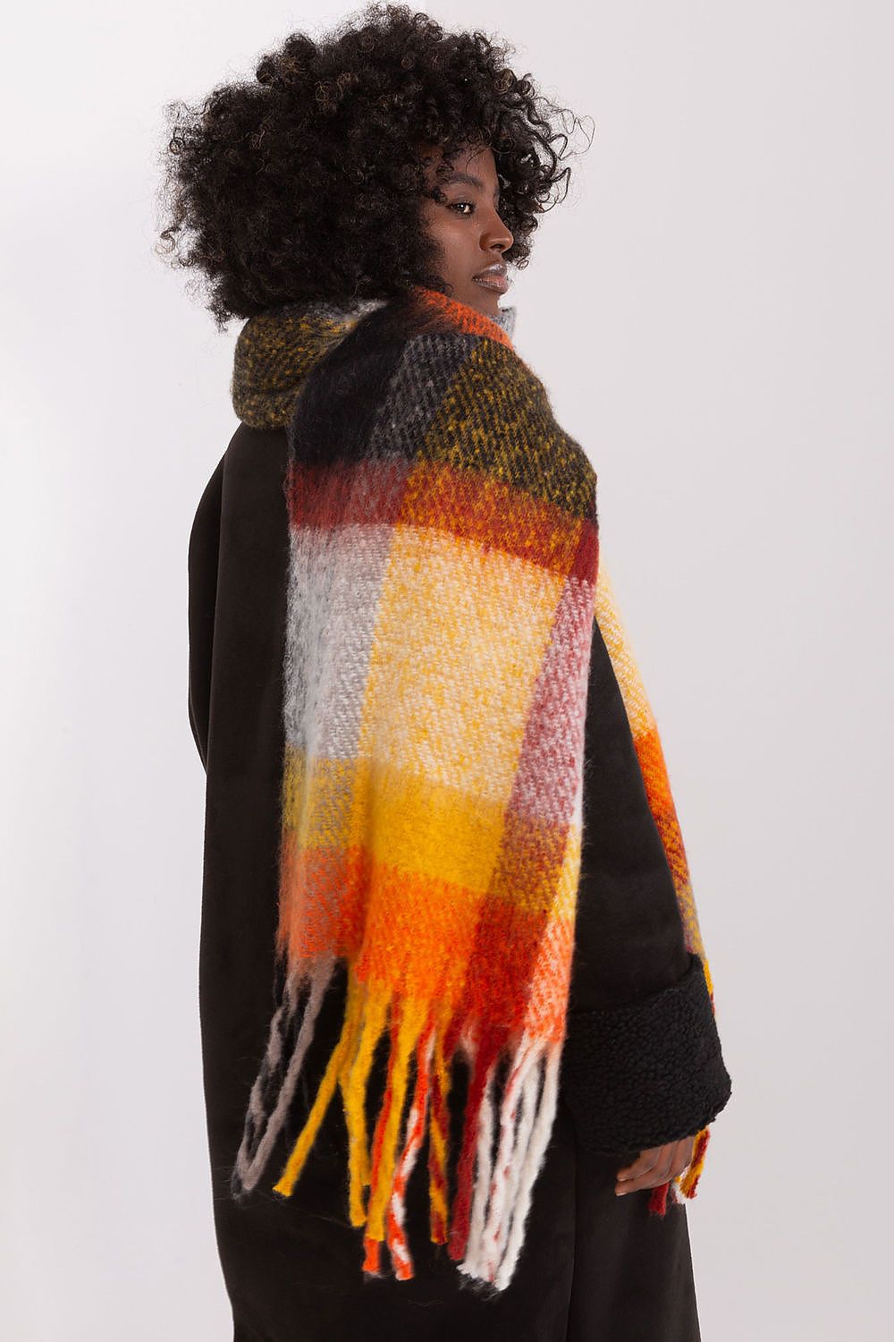 Elegant 190 cm colourful plaid scarf with tassels by AT, showcasing vibrant hues perfect for fall and winter fashion.