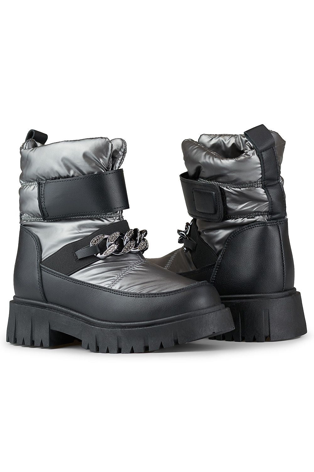 Elegant Primo Snow Boots with velcro fastening, combining style and comfort for the modern woman.