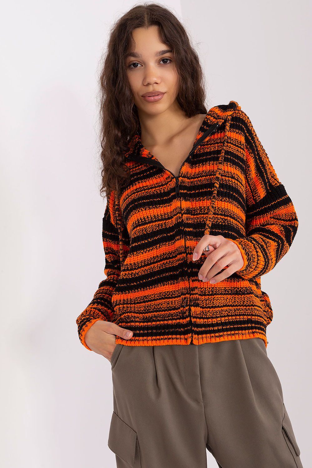 Luxurious women's hooded cardigan by Badu, featuring a stylish striped pattern and practical zipper, crafted from a warm acrylic and wool blend.