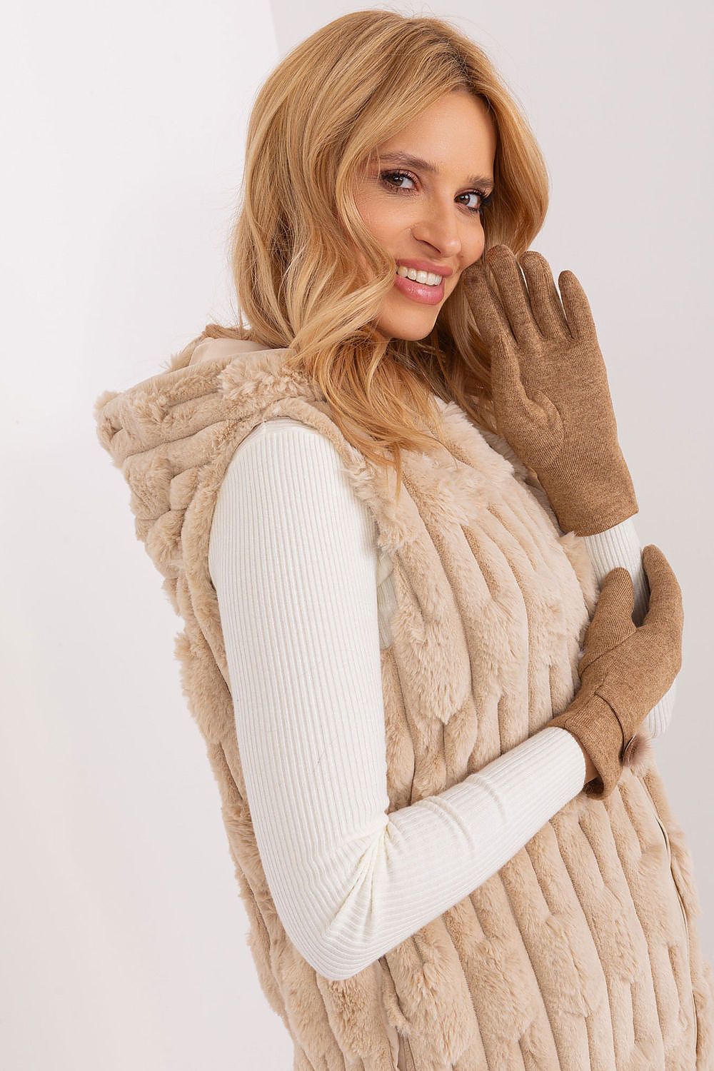 Chic touchscreen gloves for women by AT, designed with an embroidered flower on the index finger, perfectly blending style and functionality.