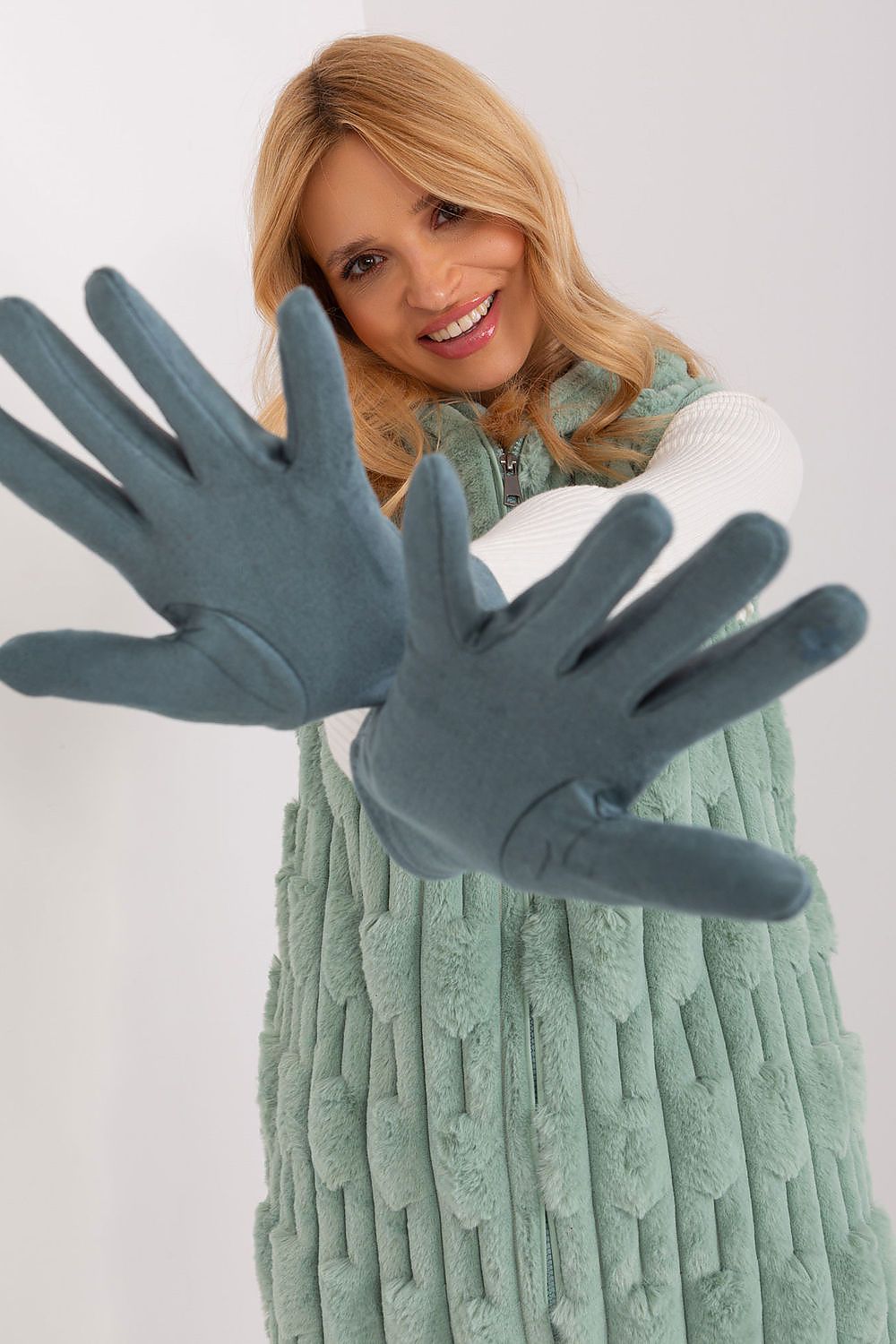 Sophisticated insulated women's gloves by AT, elegantly designed with touchscreen compatible flower embroidery.
