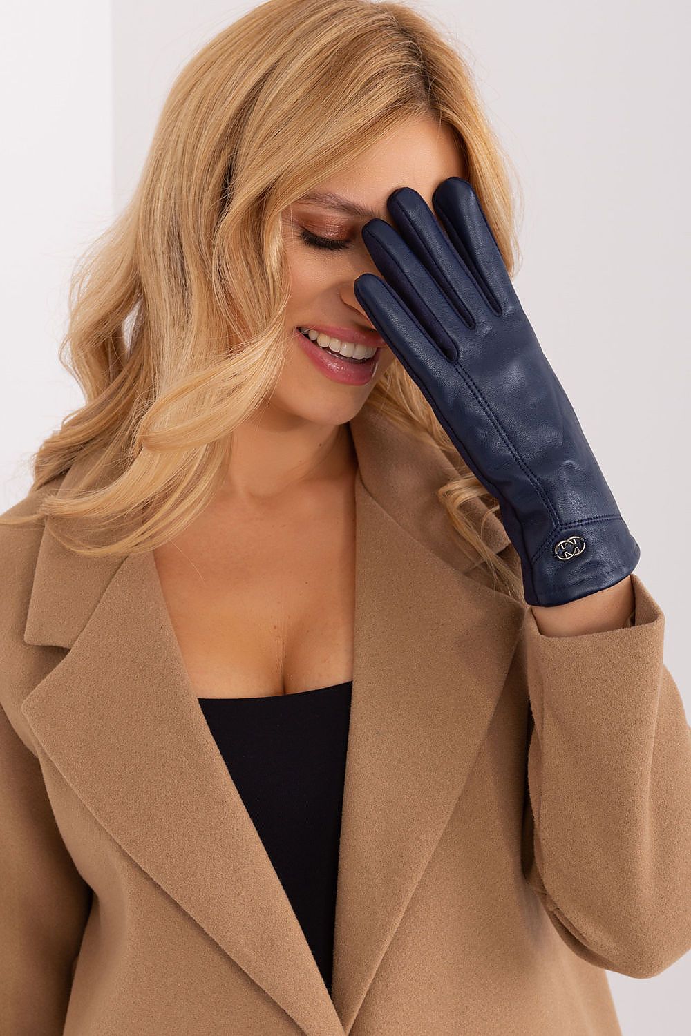 Sophisticated insulated women's gloves by AT, designed for easy smartphone use, adorned with an exquisite embroidered flower design.
